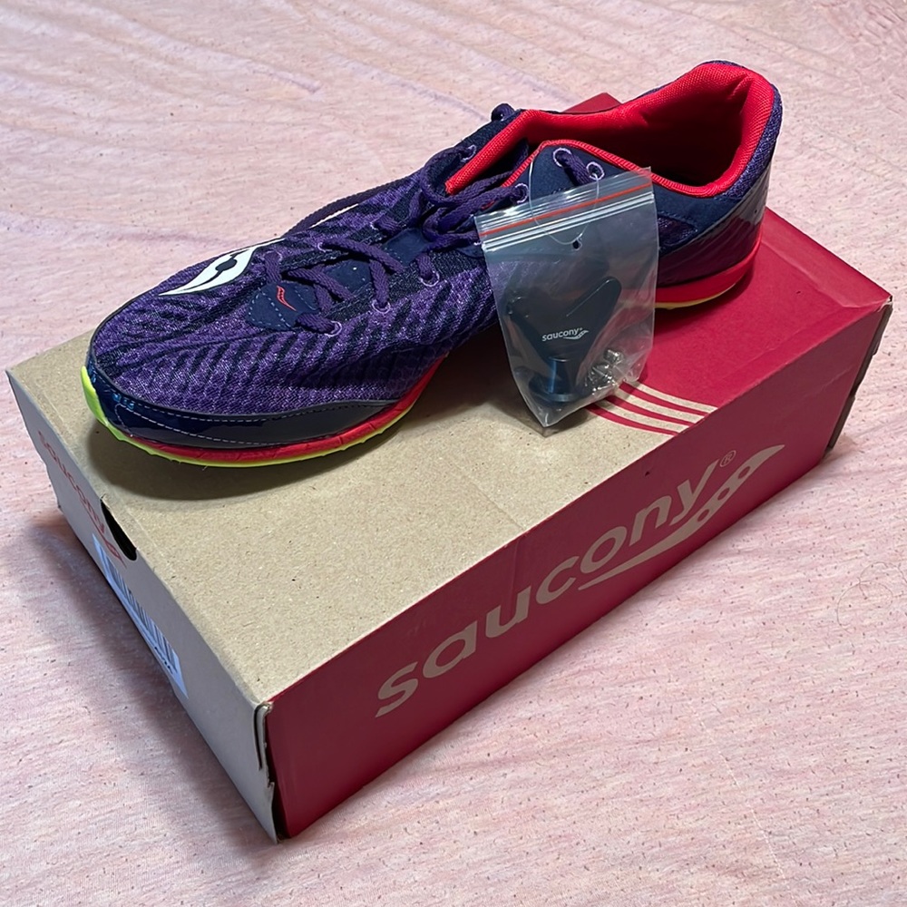 Men spiked shoes